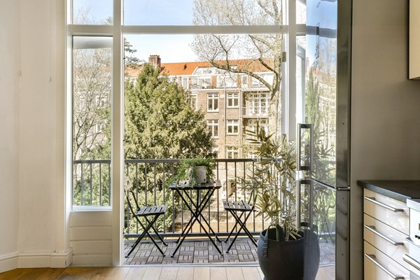 Medium property photo - Biesboschstraat 30-2, 1078 MT Amsterdam